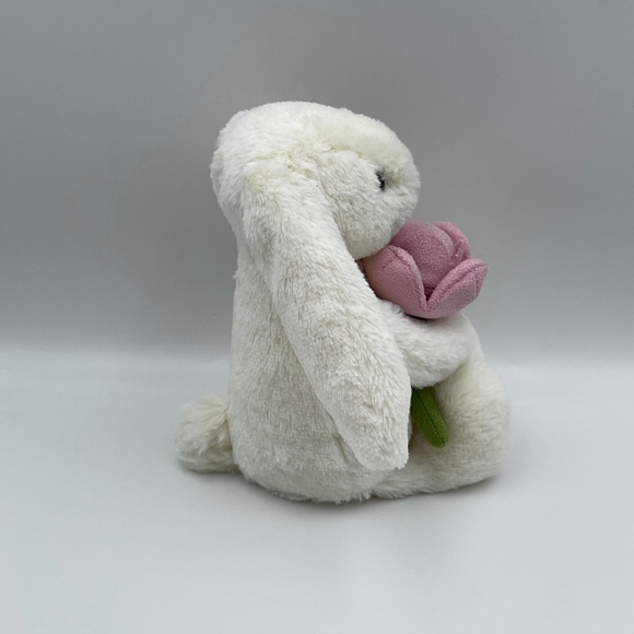 BNWT RARE Jellycat Bashful Bunny ‘Peony' Holding Pink Flower stuffed cute toy - Picture 4 of 8